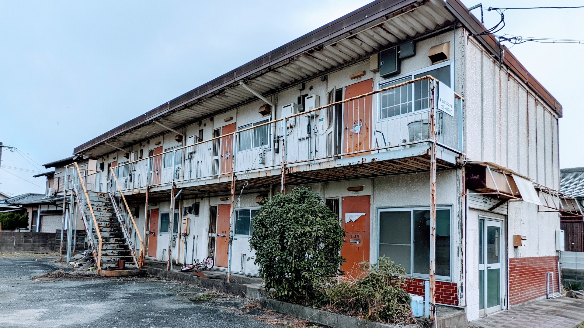 築50年アパートの建て替えのメリットは？立ち退き料や費用相場、法律などまとめて解説します