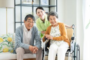 老人ホーム経営の年収や実態とは？介護施設オーナーが知るべき収益構造と成功のポイント